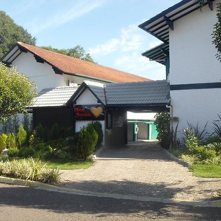 Motel Avenida (Adults Only) Gramado Ngoại thất bức ảnh