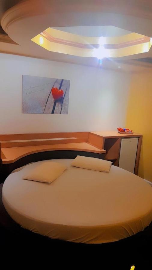 Motel Avenida (Adults Only) Gramado Ngoại thất bức ảnh