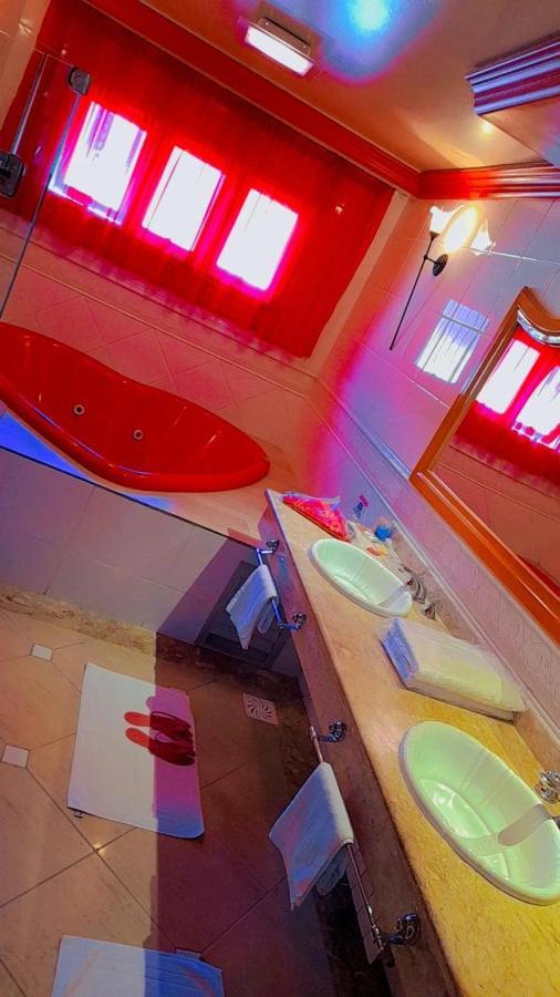 Motel Avenida (Adults Only) Gramado Ngoại thất bức ảnh