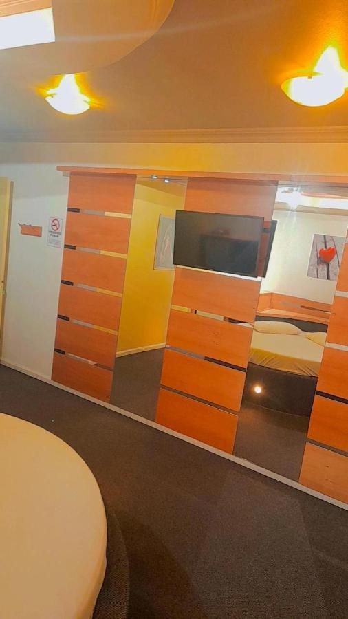 Motel Avenida (Adults Only) Gramado Ngoại thất bức ảnh