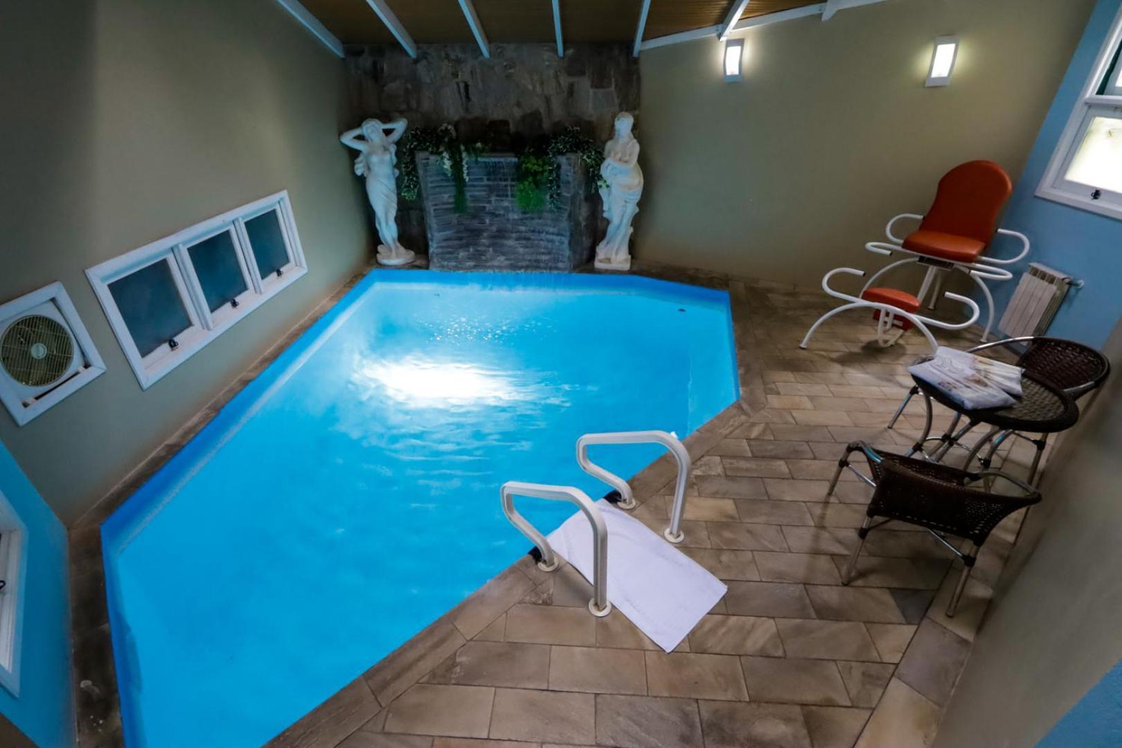 Motel Avenida (Adults Only) Gramado Ngoại thất bức ảnh