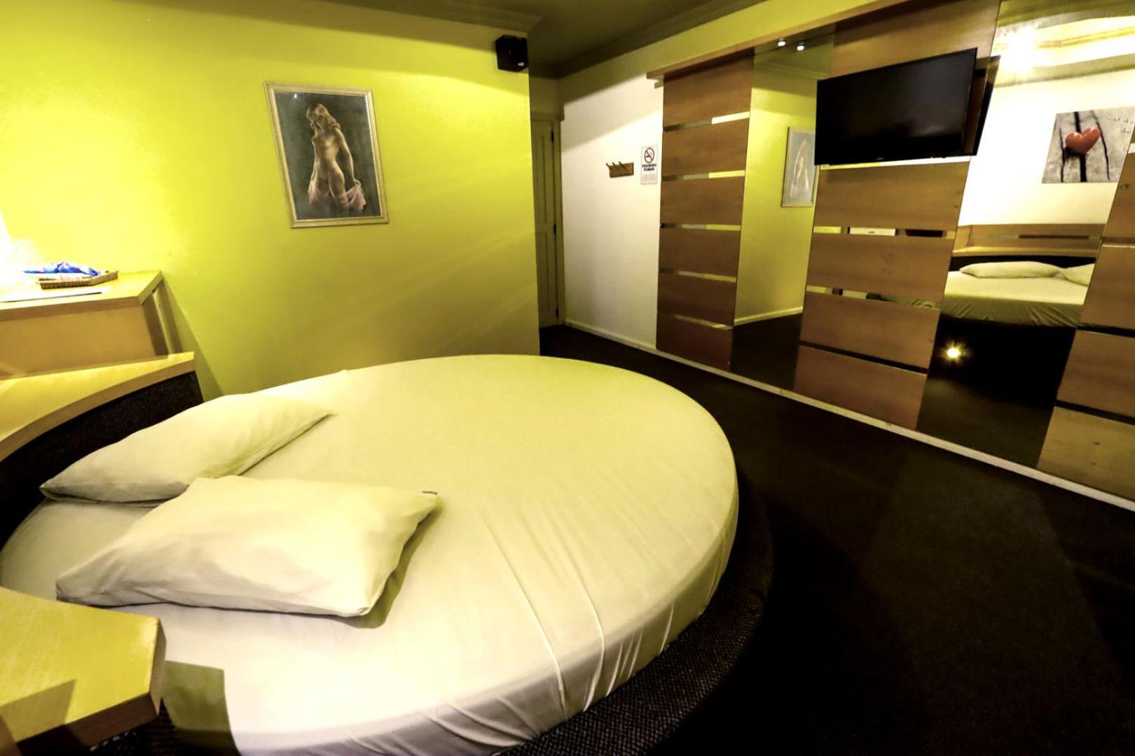 Motel Avenida (Adults Only) Gramado Ngoại thất bức ảnh