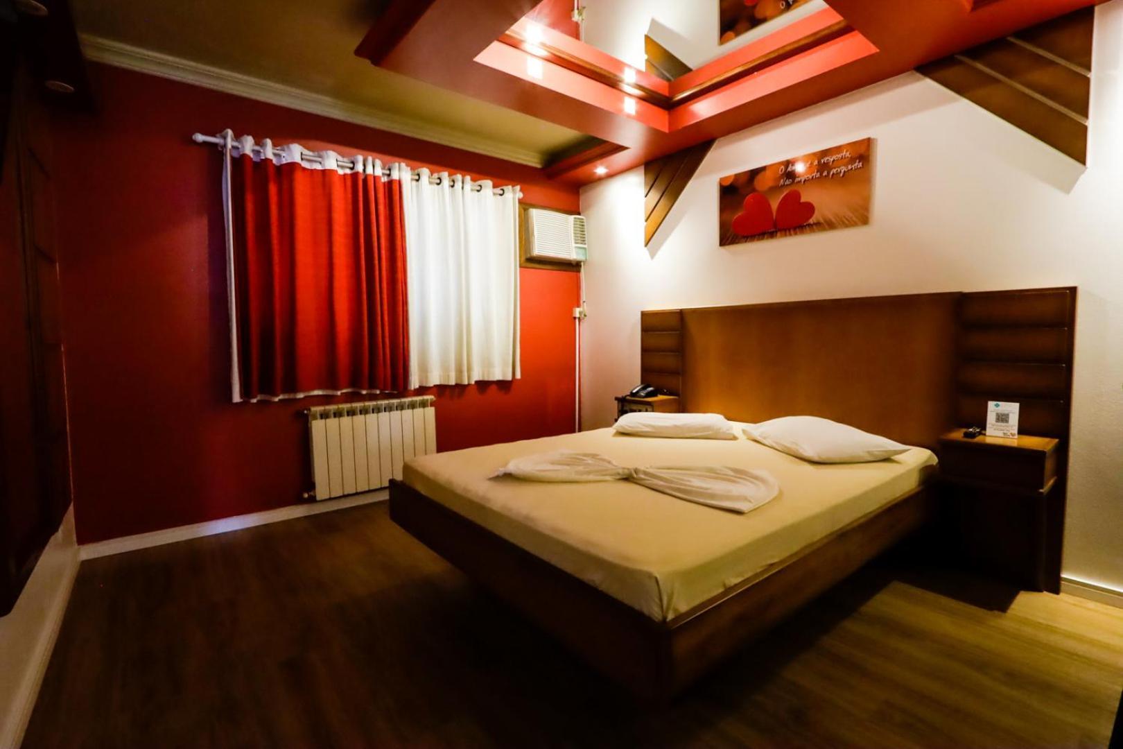 Motel Avenida (Adults Only) Gramado Ngoại thất bức ảnh